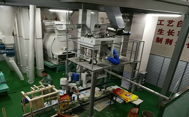 養(yǎng)殖飼料機(jī)械多少錢?要保證其作業(yè)又該做好哪些方面?