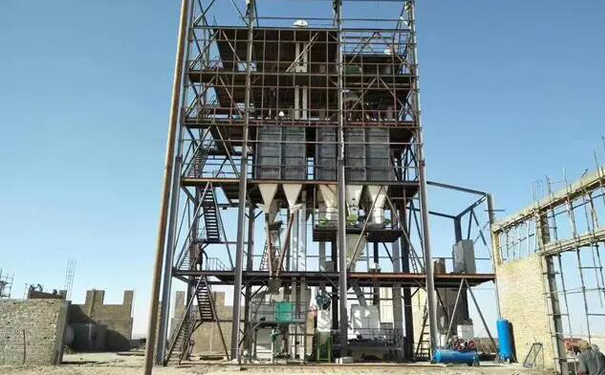 飼料成套加工設(shè)備多少錢?其發(fā)展的關(guān)鍵是是否能適應(yīng)市場(chǎng)