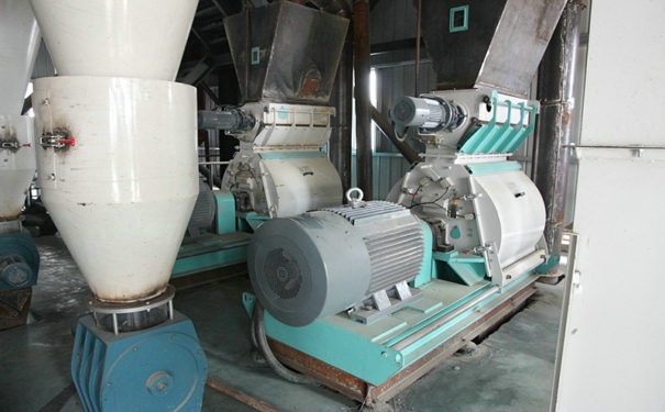 飼料加工機(jī)械在現(xiàn)代農(nóng)業(yè)的發(fā)展中發(fā)揮著重要作用