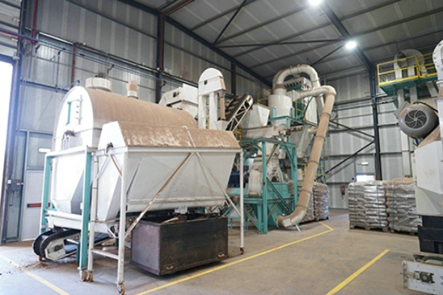 飼料加工機器為我國飼料行業(yè)的發(fā)展注入了新活力